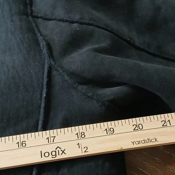 (Relativity) Ladies Jacket Sz M Black Suade Embroidered Flowers Sherpa Lining - Picture 14 of 16